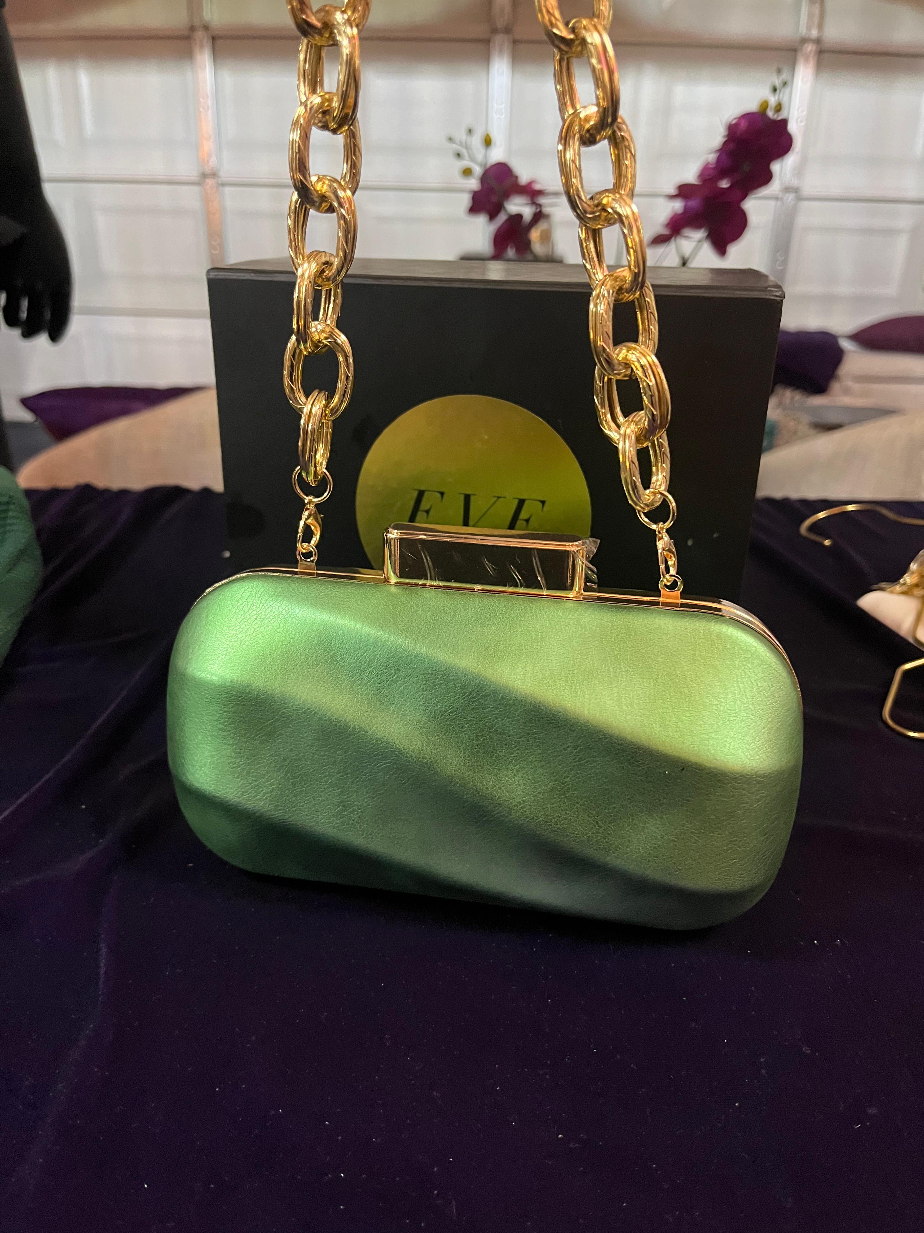 The Signature Chunky Bag