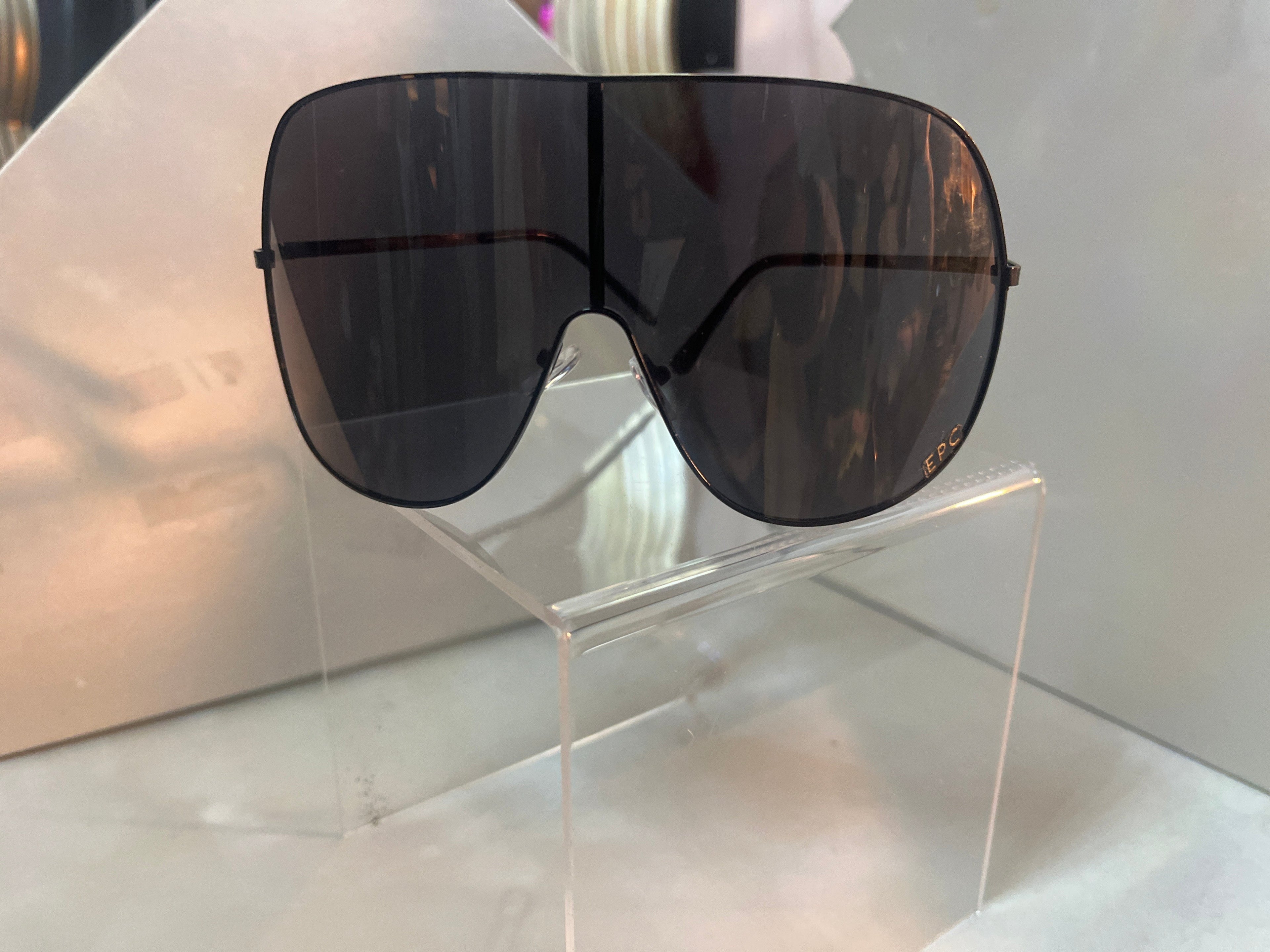 Signature Frames